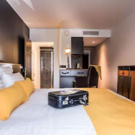 Best Western Plus Suitcase Paris La Defense Буа-Коломб Екстер'єр фото