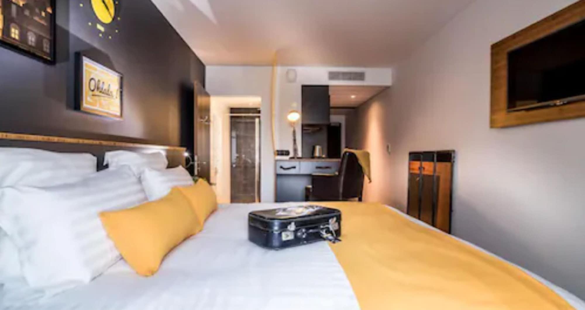 Best Western Plus Suitcase Paris La Defense Буа-Коломб Екстер'єр фото