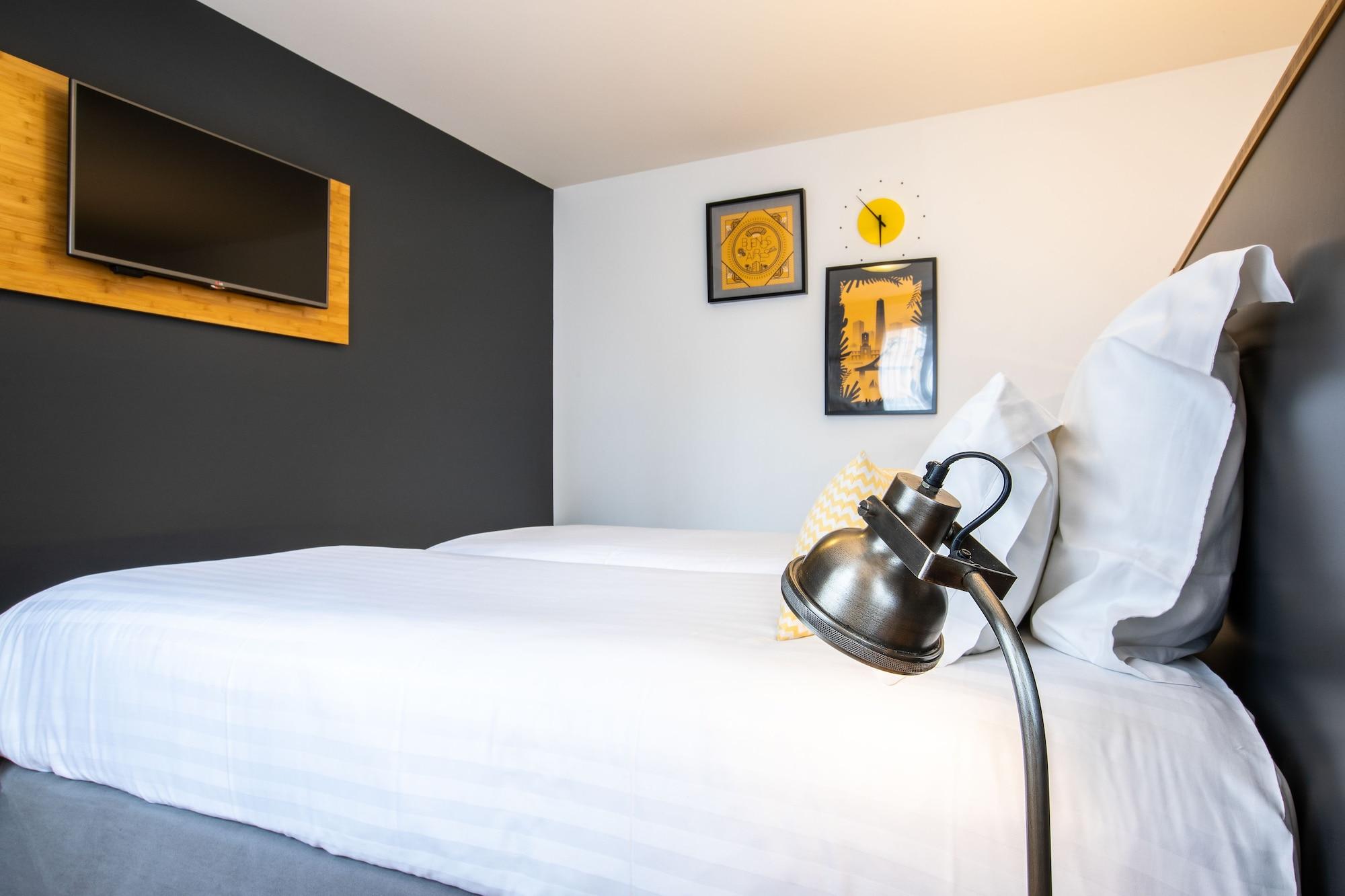 Best Western Plus Suitcase Paris La Defense Буа-Коломб Екстер'єр фото