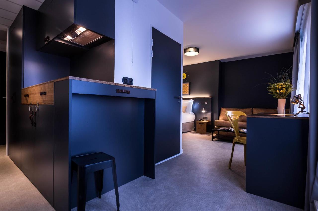 Best Western Plus Suitcase Paris La Defense Буа-Коломб Номер фото